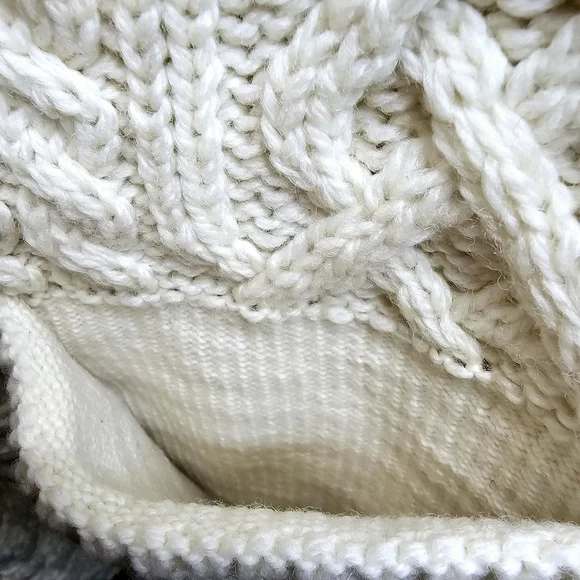 Kilronan Knitwear Ireland  Sweater Vest Wool Cable Knit Fisherman - Picture 4 of 6